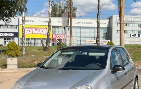 Volkswagen Golf V, 2003 год, 450 000 рублей, 3 фотография