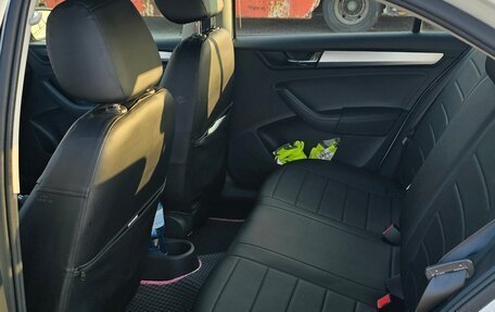 Skoda Rapid I, 2018 год, 1 100 000 рублей, 11 фотография
