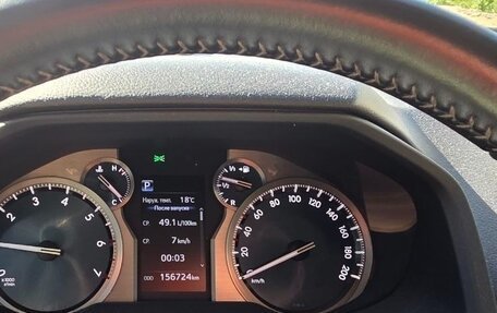 Toyota Land Cruiser Prado 150 рестайлинг 2, 2018 год, 6 200 000 рублей, 5 фотография