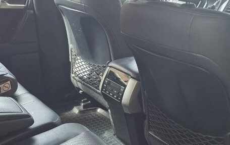 Toyota Land Cruiser Prado 150 рестайлинг 2, 2018 год, 6 200 000 рублей, 8 фотография