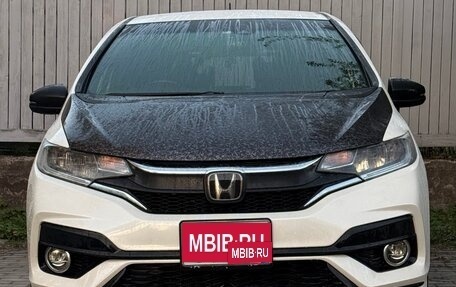 Honda Fit III, 2018 год, 1 500 000 рублей, 1 фотография
