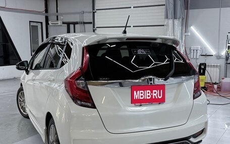 Honda Fit III, 2018 год, 1 500 000 рублей, 5 фотография