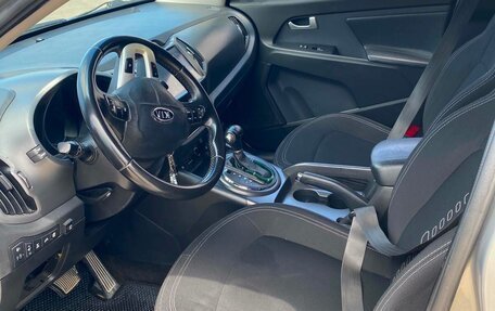 KIA Sportage III, 2012 год, 899 999 рублей, 7 фотография