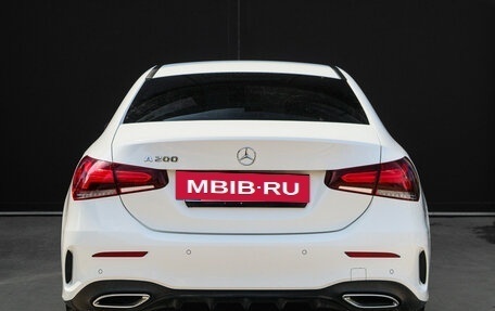 Mercedes-Benz A-Класс, 2019 год, 2 130 000 рублей, 5 фотография