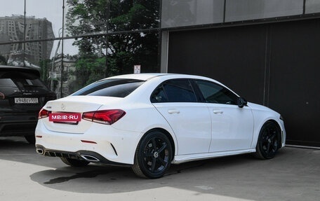 Mercedes-Benz A-Класс, 2019 год, 2 130 000 рублей, 4 фотография