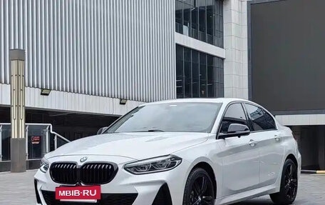 BMW 1 серия, 2023 год, 1 850 000 рублей, 2 фотография