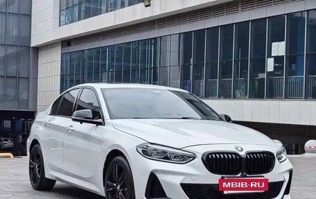 BMW 1 серия, 2023 год, 1 850 000 рублей, 4 фотография