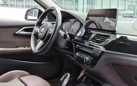 BMW 1 серия, 2023 год, 1 850 000 рублей, 9 фотография