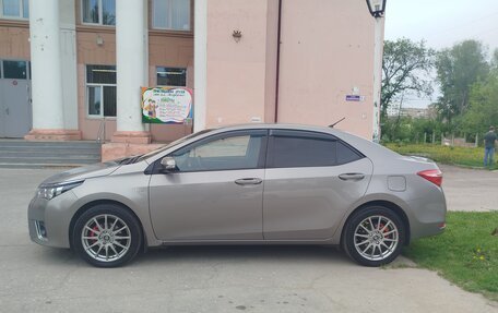 Toyota Corolla, 2013 год, 1 300 000 рублей, 9 фотография