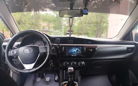 Toyota Corolla, 2013 год, 1 300 000 рублей, 13 фотография