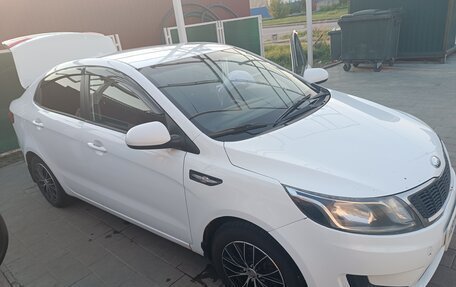 KIA Rio III рестайлинг, 2013 год, 680 000 рублей, 6 фотография