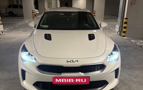 KIA Stinger I, 2019 год, 2 290 000 рублей, 3 фотография