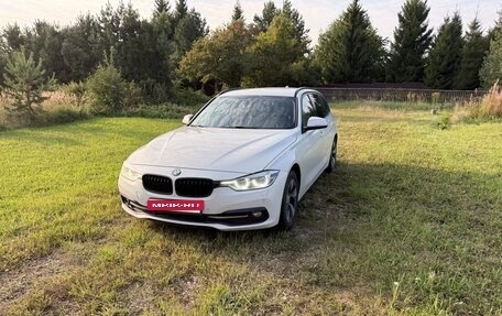 BMW 3 серия, 2018 год, 2 450 000 рублей, 2 фотография