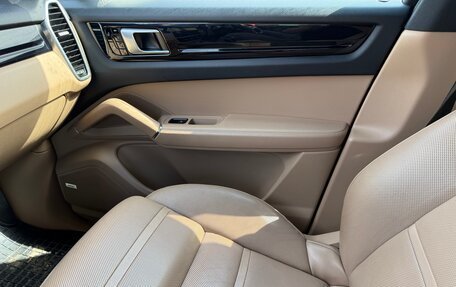 Porsche Cayenne III, 2019 год, 5 600 000 рублей, 13 фотография