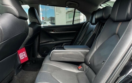 Toyota Camry, 2018 год, 2 720 000 рублей, 10 фотография