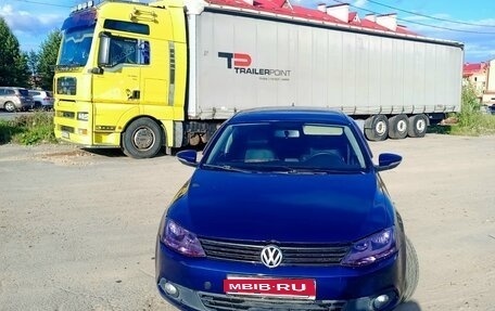 Volkswagen Jetta VI, 2012 год, 798 000 рублей, 1 фотография