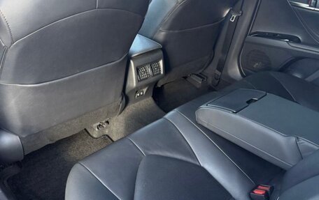 Toyota Camry, 2019 год, 2 850 000 рублей, 9 фотография