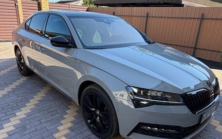 Skoda Superb III рестайлинг, 2021 год, 4 000 000 рублей, 9 фотография