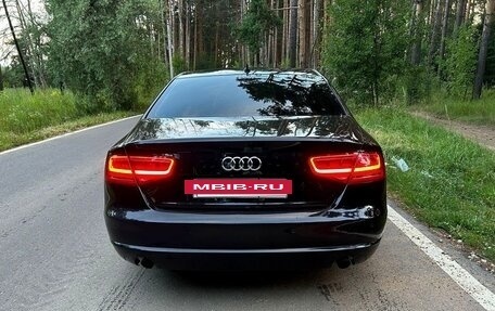 Audi A8, 2012 год, 1 330 000 рублей, 11 фотография