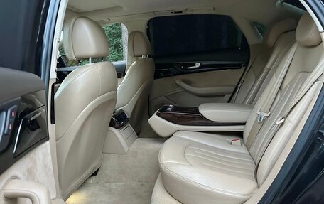 Audi A8, 2012 год, 1 330 000 рублей, 28 фотография