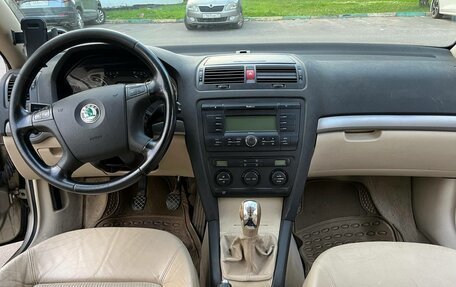 Skoda Octavia, 2005 год, 650 000 рублей, 11 фотография