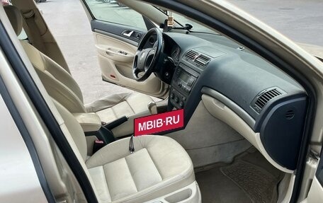 Skoda Octavia, 2005 год, 650 000 рублей, 13 фотография