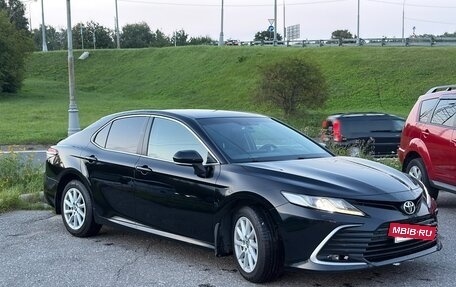 Toyota Camry, 2021 год, 3 200 000 рублей, 3 фотография