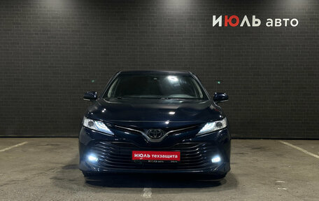 Toyota Camry, 2019 год, 2 449 000 рублей, 2 фотография