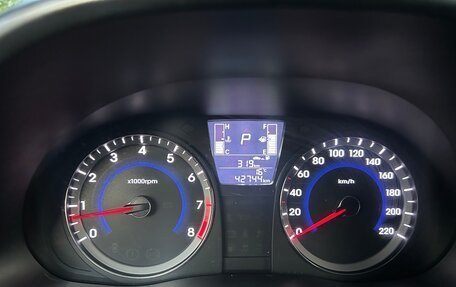 Hyundai Solaris II рестайлинг, 2016 год, 1 100 000 рублей, 12 фотография