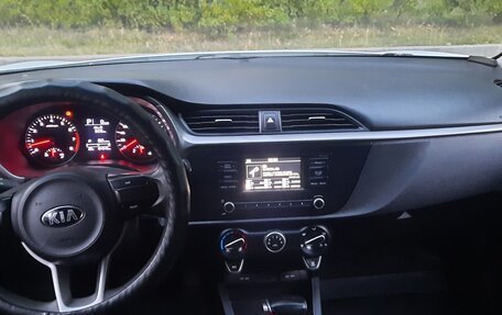 KIA Rio IV, 2021 год, 990 000 рублей, 13 фотография