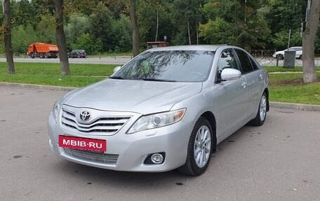 Toyota Camry, 2011 год, 1 150 000 рублей, 3 фотография