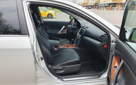 Toyota Camry, 2011 год, 1 150 000 рублей, 15 фотография