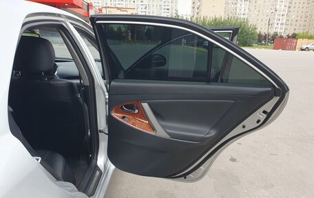 Toyota Camry, 2011 год, 1 150 000 рублей, 18 фотография