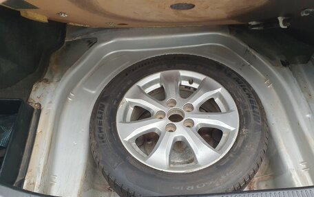 Toyota Camry, 2011 год, 1 150 000 рублей, 28 фотография