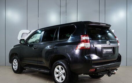 Toyota Land Cruiser Prado 150 рестайлинг 2, 2015 год, 3 699 000 рублей, 2 фотография