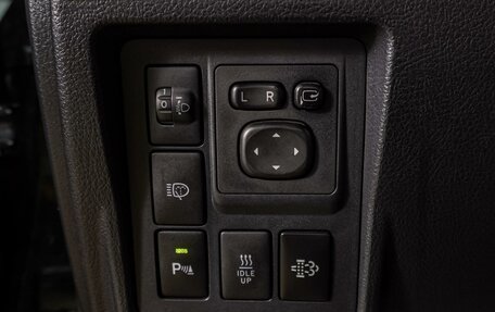 Toyota Land Cruiser Prado 150 рестайлинг 2, 2015 год, 3 699 000 рублей, 18 фотография