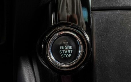 Toyota Land Cruiser Prado 150 рестайлинг 2, 2015 год, 3 699 000 рублей, 23 фотография