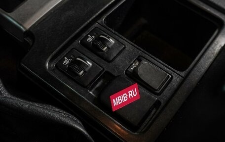 Toyota Land Cruiser Prado 150 рестайлинг 2, 2015 год, 3 699 000 рублей, 16 фотография
