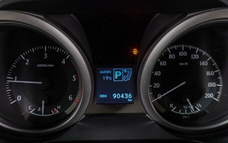 Toyota Land Cruiser Prado 150 рестайлинг 2, 2015 год, 3 699 000 рублей, 24 фотография