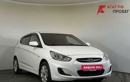 Hyundai Solaris II рестайлинг, 2012 год, 750 000 рублей, 3 фотография