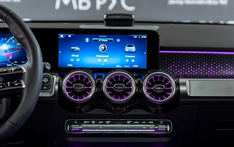 Mercedes-Benz GLB, 2024 год, 6 490 000 рублей, 10 фотография