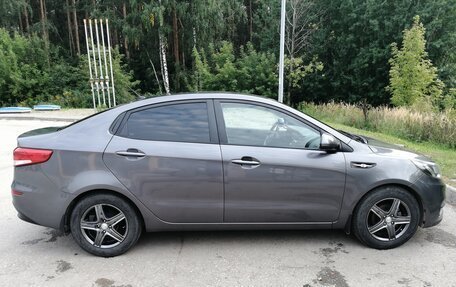 KIA Rio III рестайлинг, 2016 год, 1 050 000 рублей, 4 фотография