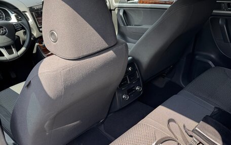 Volkswagen Touareg III, 2010 год, 1 600 000 рублей, 20 фотография