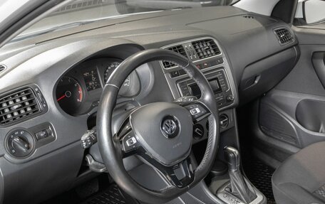 Volkswagen Polo VI (EU Market), 2020 год, 1 421 300 рублей, 5 фотография