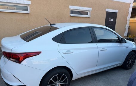 Hyundai Solaris II рестайлинг, 2020 год, 1 250 000 рублей, 7 фотография