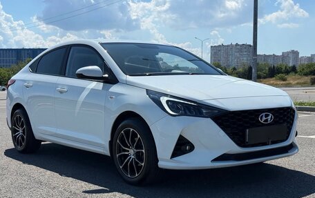 Hyundai Solaris II рестайлинг, 2020 год, 1 250 000 рублей, 18 фотография