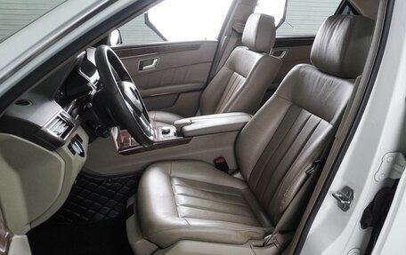 Mercedes-Benz E-Класс, 2012 год, 1 749 000 рублей, 10 фотография