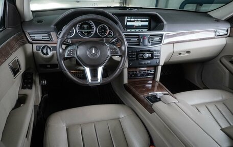 Mercedes-Benz E-Класс, 2012 год, 1 749 000 рублей, 6 фотография