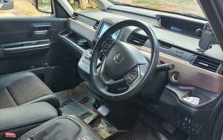 Honda Freed II, 2021 год, 2 300 000 рублей, 8 фотография