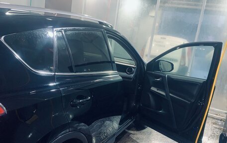 Toyota RAV4, 2019 год, 2 455 000 рублей, 11 фотография